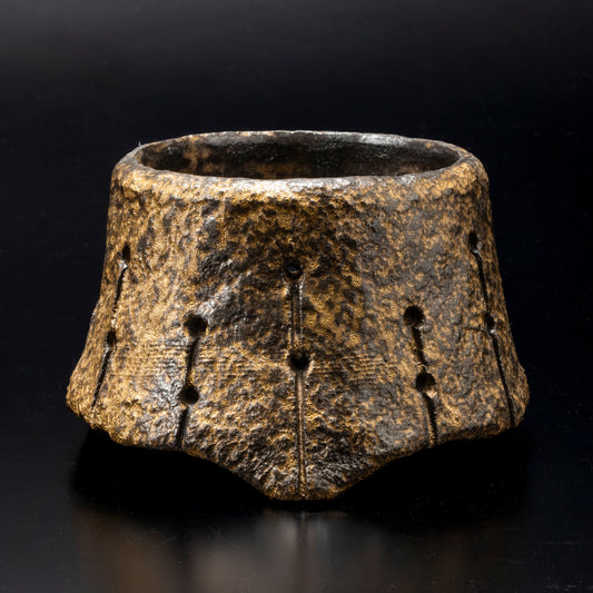 Pot for tuberous plants