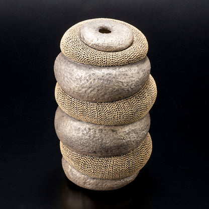 "Tenkokumon" vessel [Stonework/Flower Vase]